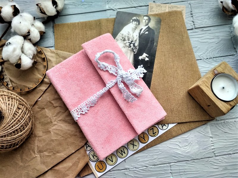 Pink wedding junk journal for sale Romantic lace dairy notebook 15 by 10 cm - สมุดบันทึก/สมุดปฏิทิน - กระดาษ สึชมพู