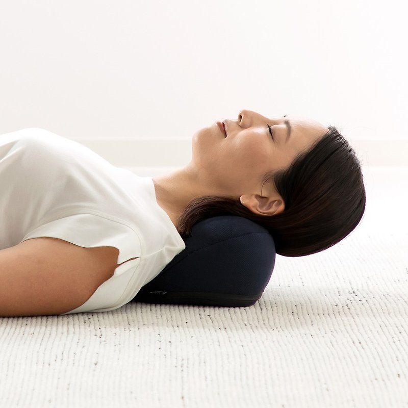 【&MEDICAL】肩頸按摩紓壓枕 - 運動/健身器材 - 聚酯纖維 藍色