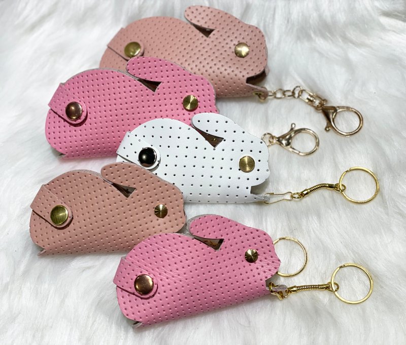 Cowhide rabbit key hook bag/anti-wolf spray holster/ultra-healing shape can be customized SS23 - Keychains - Genuine Leather Multicolor