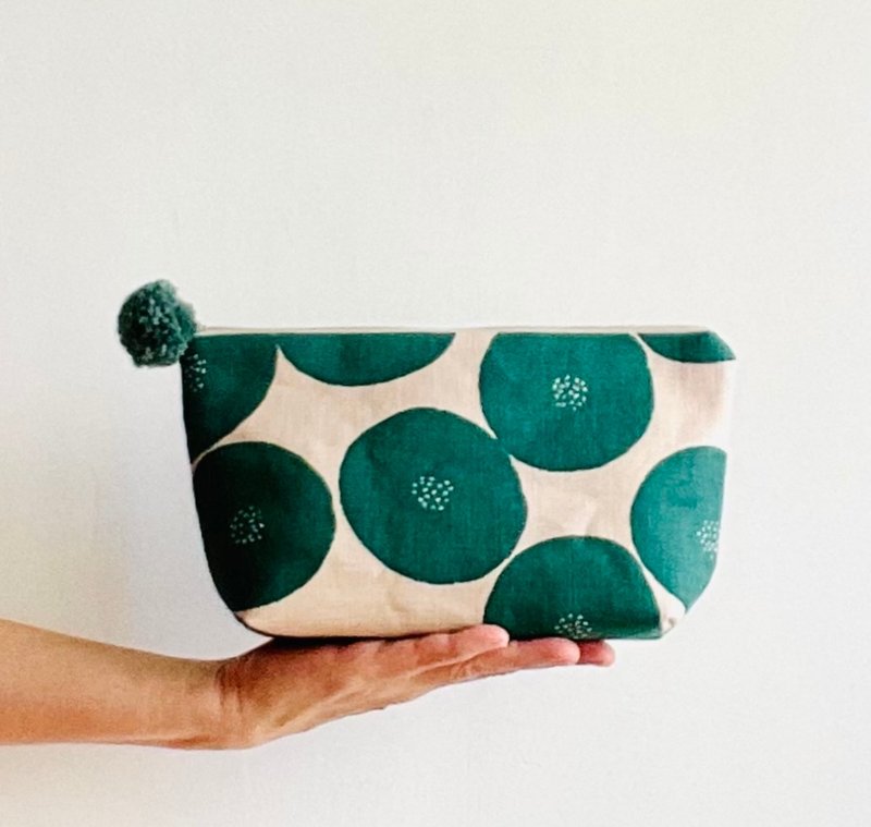 L size cotton storage bag. Hairball. Inside bag. Japanese design cloth - Toiletry Bags & Pouches - Cotton & Hemp Green