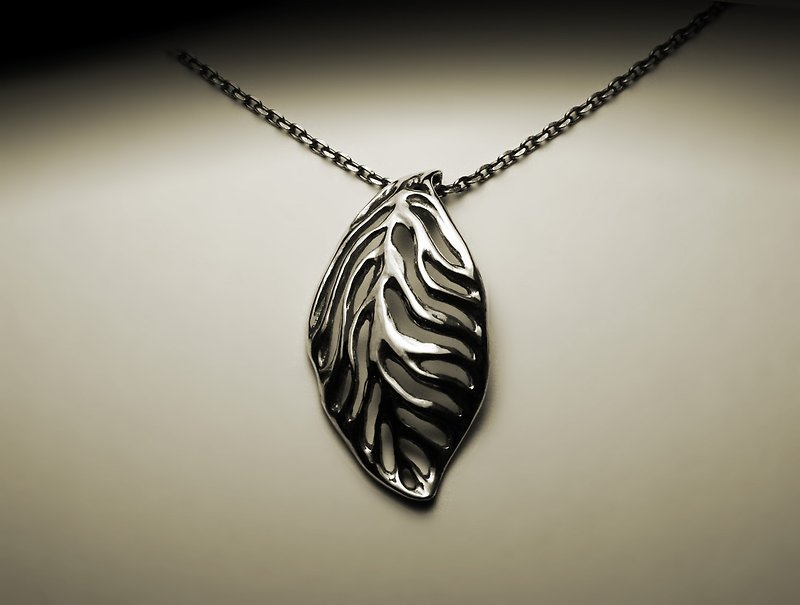 Abstract vein silver necklace - สร้อยคอ - โลหะ สีเงิน