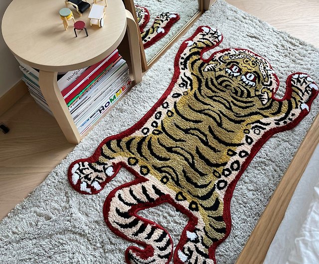RAW EMOTIONS mascot tiger vintage rug - Shop rawemotions-tw Rugs