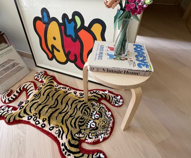 RAW EMOTIONS - Small Tibetan Tiger Rug