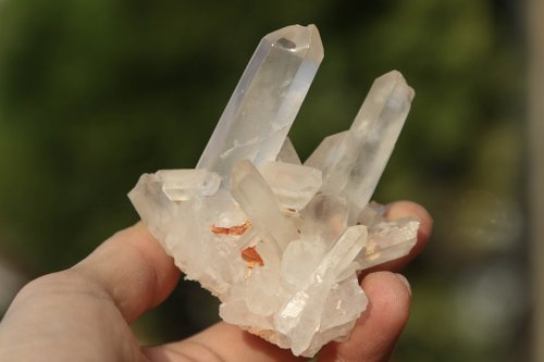 カプ 天然石クラスター5点おまとめ 浄化シリーズ】天然水晶クラスター5、小傷割引、全体の形が塔の