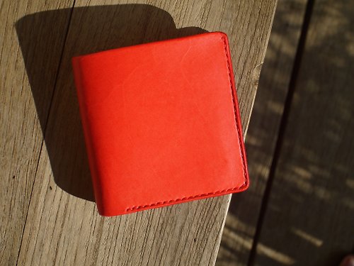 laycraftedstudio Square wallet red color