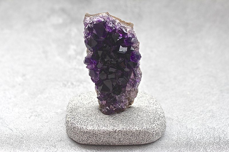 Shizai-Uruguay amethyst ore-with base - ของวางตกแต่ง - คริสตัล สีม่วง