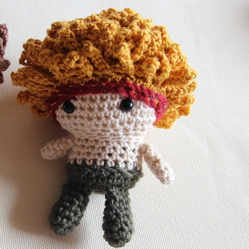 Amigurumi crochet doll: gloden hair handsome - ตุ๊กตา - เส้นใยสังเคราะห์ สีเหลือง