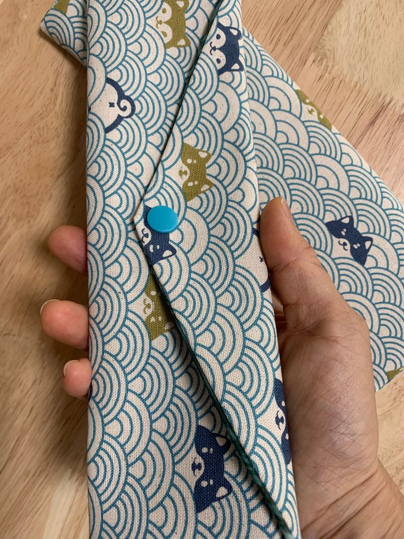 Wenqingfeng environmentally friendly pure cotton chopstick bag summer fun restrained blue Japanese trendy storage handmade tableware - กล่องเก็บของ - ผ้าฝ้าย/ผ้าลินิน ขาว