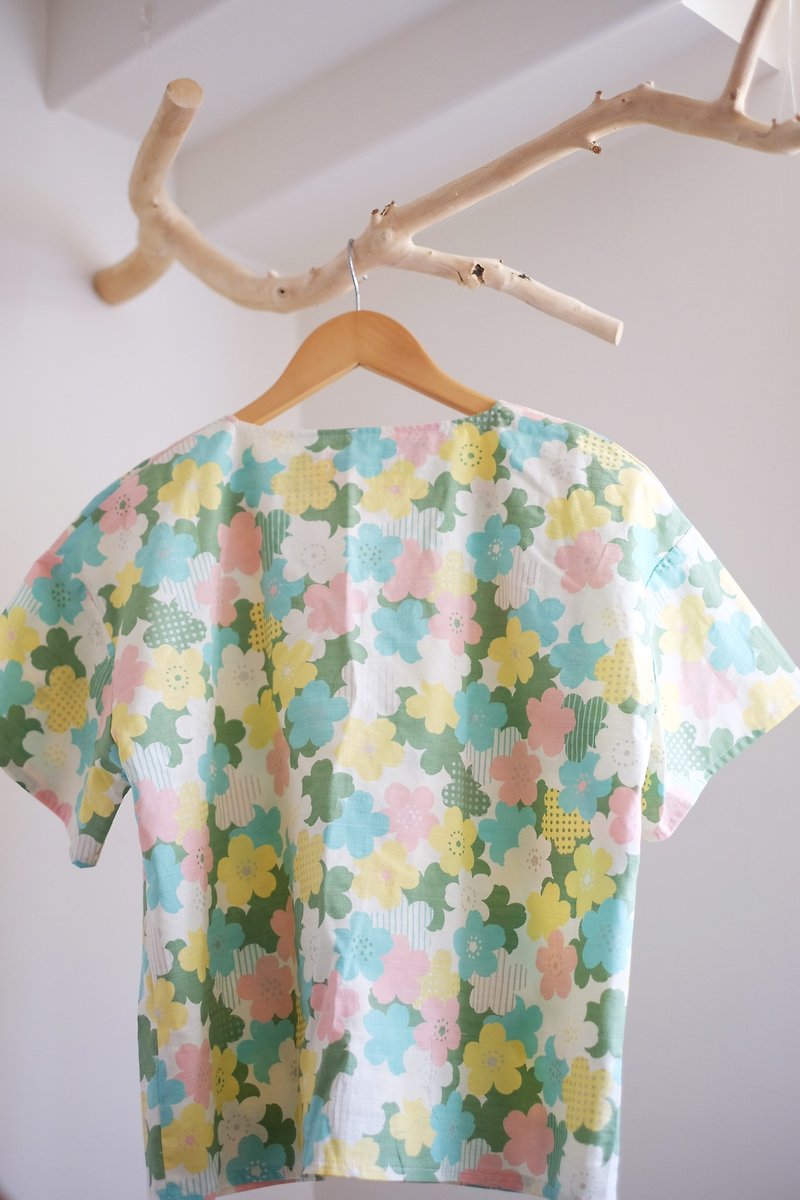 Japanese short version of handmade shirt cherry girl - Women's Tops - Cotton & Hemp Pink