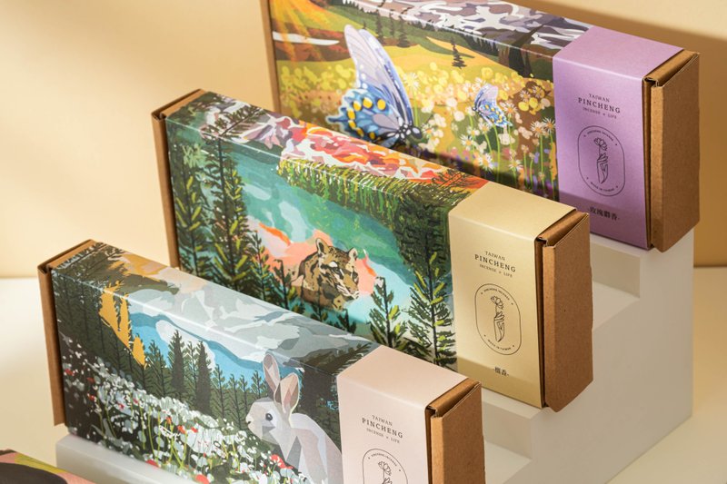 Made in Taiwan Sandalwood Scented Incense Sticks - Fragrances - Paper Yellow