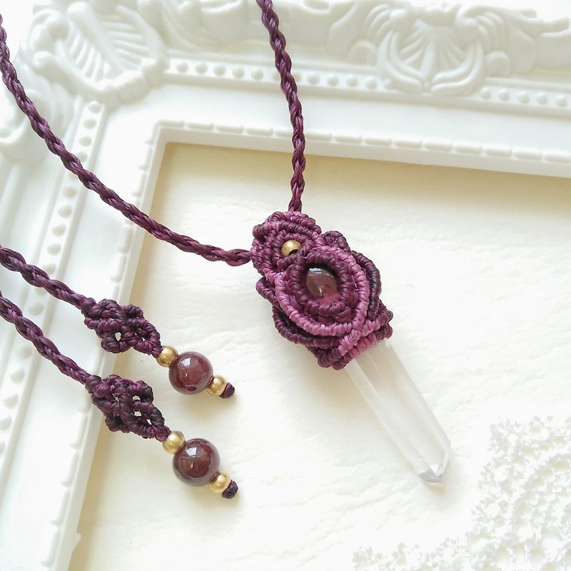 BUHO hand made. bud. Red Garnet X White Crystal X South America wax wax necklace - Necklaces - Gemstone Red
