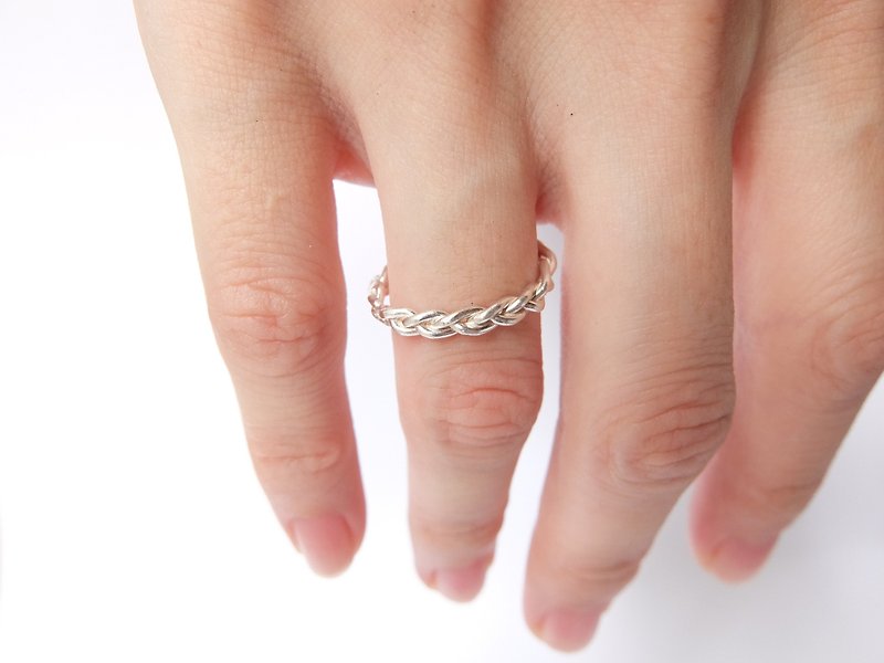 Braid sterling silver ring
