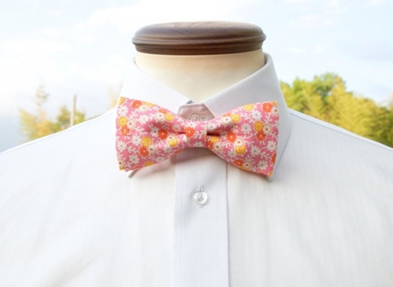 TATAN Vintage Flower Bow Tie (Pink) - Other - Cotton & Hemp Pink