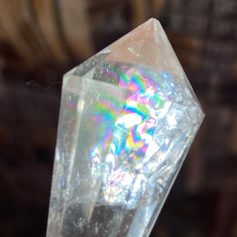 【Lost and find】Natural stone rainbow light white crystal necklace - สร้อยคอ - เครื่องเพชรพลอย หลากหลายสี