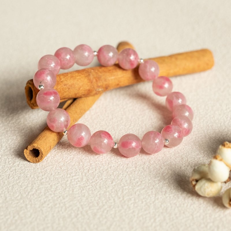 Rhodonite with sakura petals genuine gemstone stretch bracelet gift for her - สร้อยข้อมือ - คริสตัล สึชมพู