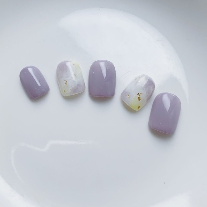 紫芋蛋黃酥指甲貼片/穿戴甲/訂製美甲貼片 NA 37 - 指甲油/指甲貼 - 其他材質 紫色