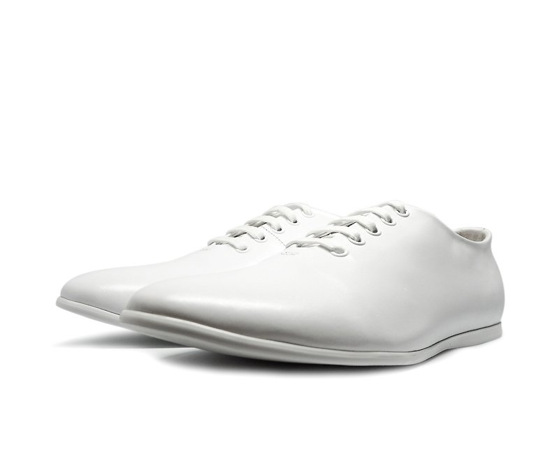 Narrow calfskin flat shoes-9758(P1073E) - Men's Leather Shoes - Genuine Leather White