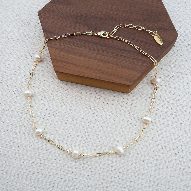 Freshwater Pearl Short Necklace - 項鍊 - 珍珠 白色