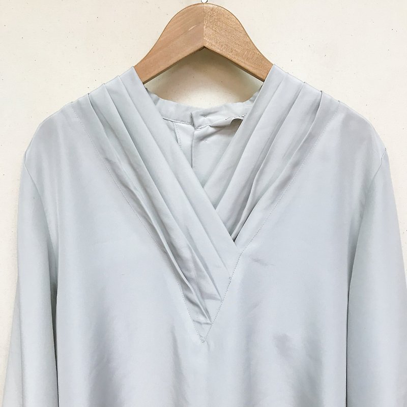 Top / Grayish white V-neck Blouse - Women's Shirts - Polyester White