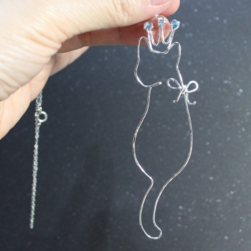 King Cat Sterling Silver Necklace with Crystal beads - สร้อยคอ - โลหะ สีเงิน