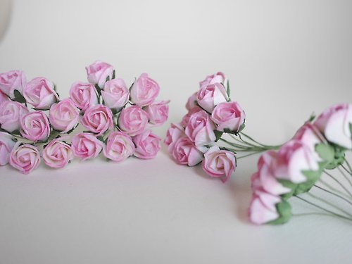 makemefrompaper Paper flower, 50 pieces, size 1.5 x1.8 cm. budding roses, pink brush color.