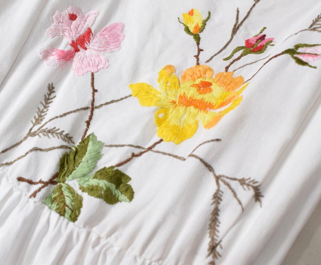 リメイク｜ヨーロッパ刺繍のテーブルクロスをドレスに仕立てました NO