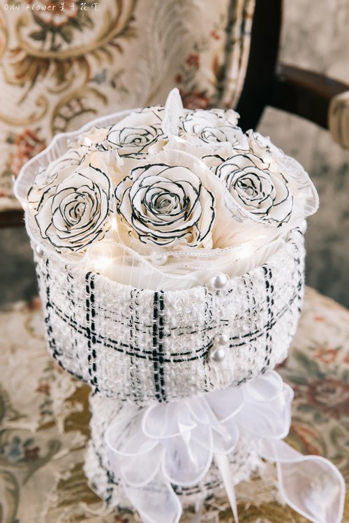 お値下げ★オリバーガル シャネル 花束 小さな香りの花束/シャネル ブーケ/シャネル ローズ/永遠の花の花束