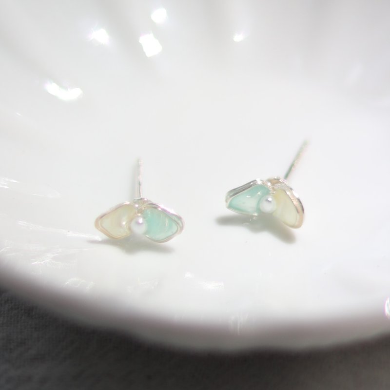 Amber and Blue | Two-Leaf | Stained Glass Series | 925 Silver Studs - ต่างหู - เงิน หลากหลายสี