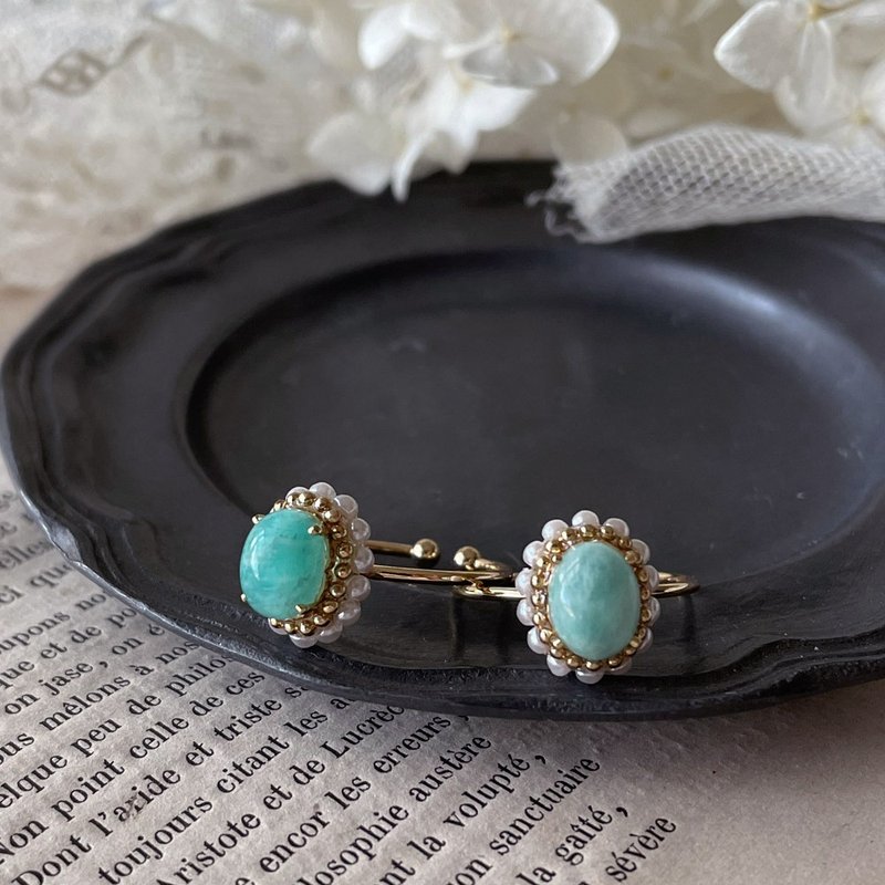 Surgical stainless Stainless Steel amazonite and vintage pearl oval ring / metal allergy friendly - แหวนทั่วไป - เครื่องเพชรพลอย สีน้ำเงิน