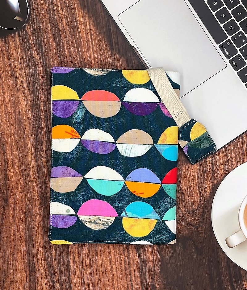 coloured half-dot Fabric book sleeve