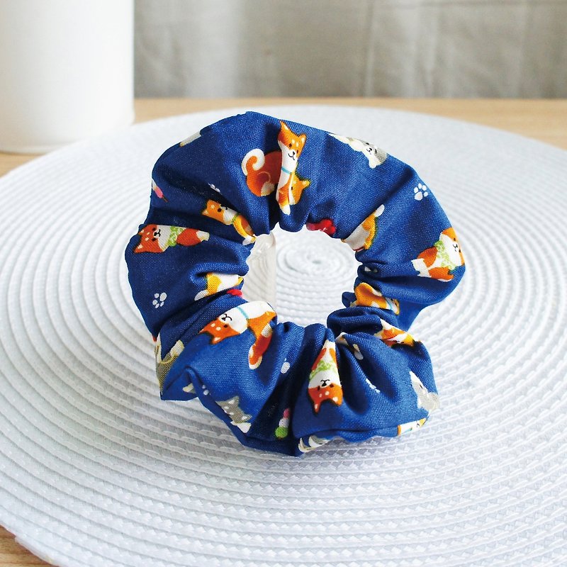 Lovely日本布訂製、柴犬大腸圈髮束、甜甜圈髮束【藍莓糖】 - 髮飾 - 棉．麻 藍色