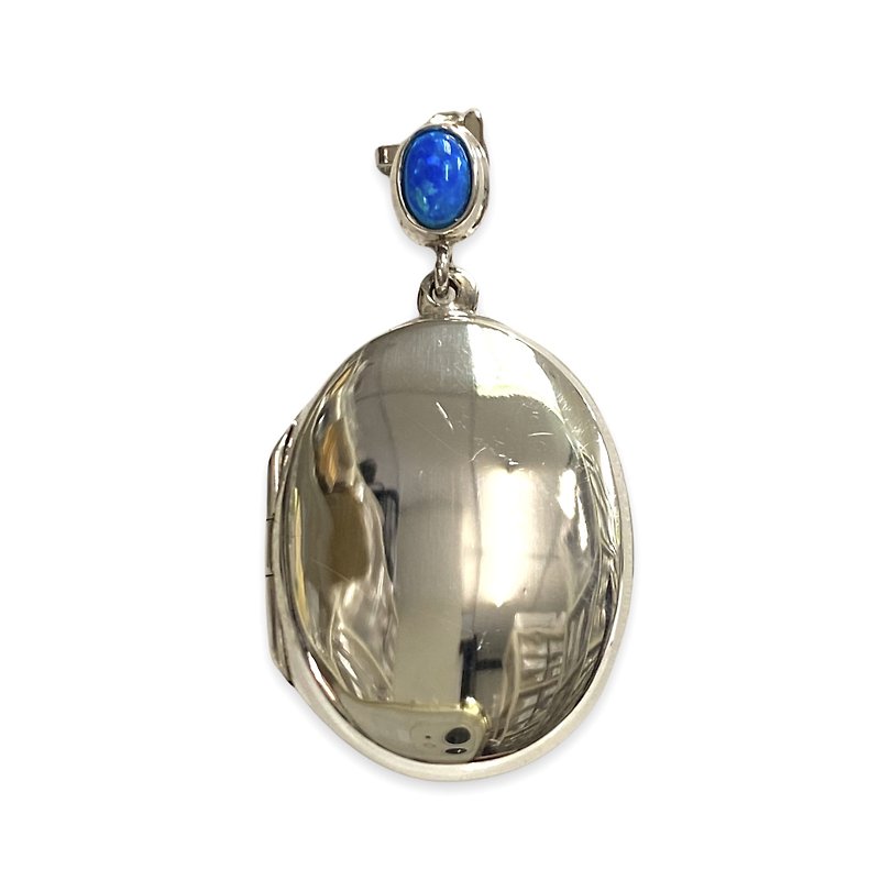 Classic Oval Memorial Locket Pendant Dark Blue Gilson Opal 925 Sterling Silver