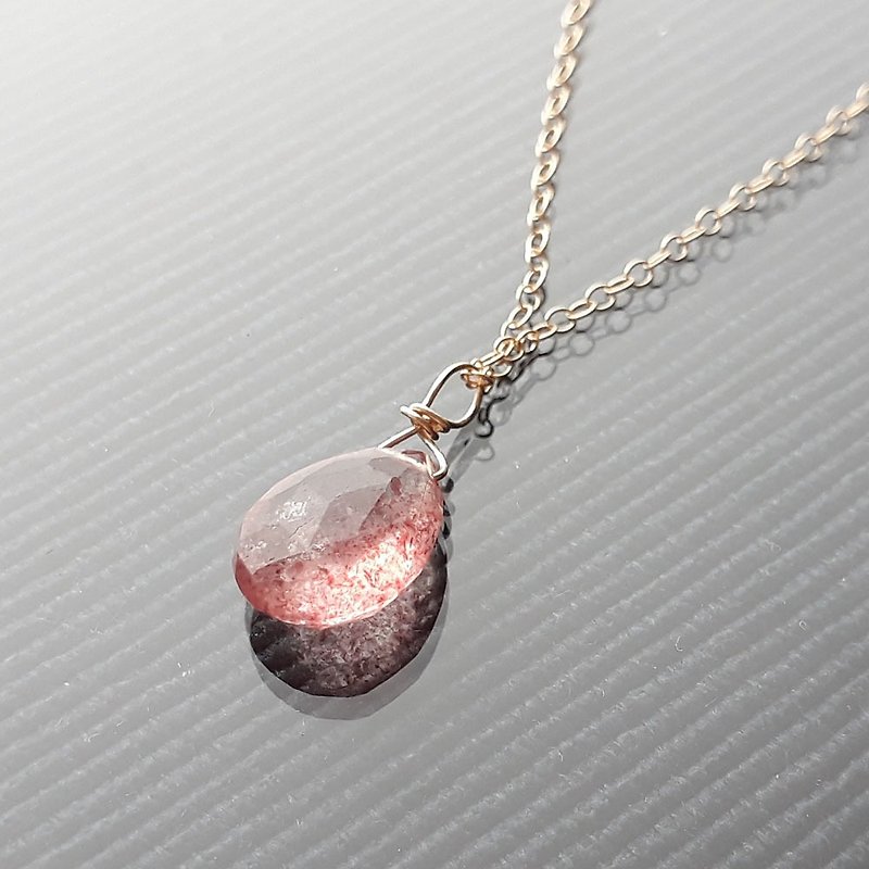14KGF strawberry crystal strawberry quartz flat drop face necklace - Necklaces - Semi-Precious Stones 