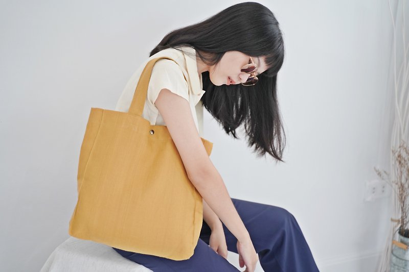 กระเป๋าผ้าลินิน Casual (สีเหลืองมัสตาร์ด) - กระเป๋าถือ - ลินิน สีเหลือง