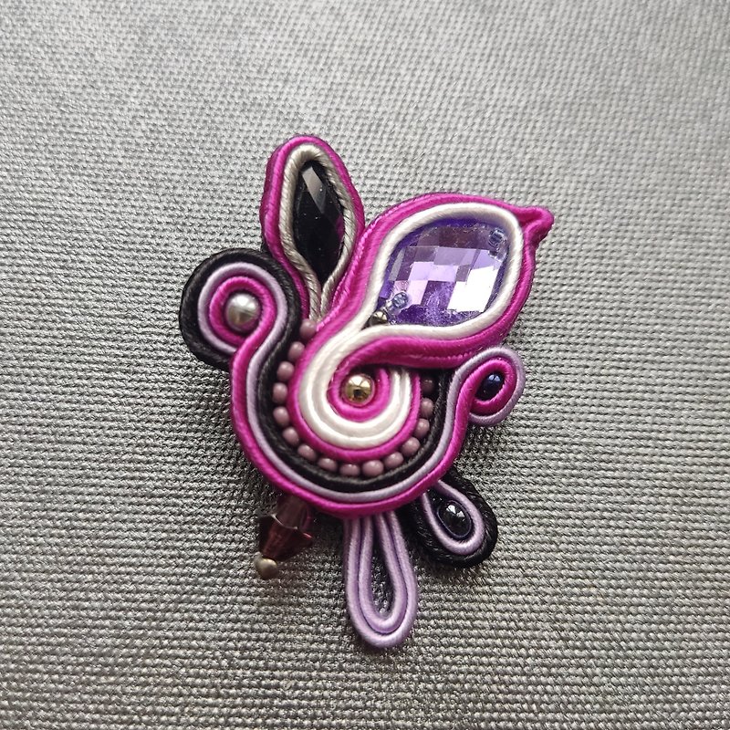 Pink Brooch, Bead Embroidered Rhinestone Brooch, Purple pin, Soutache jewelry - Brooches - Crystal Pink