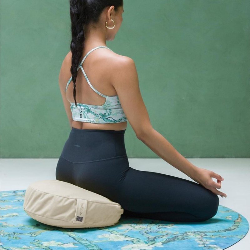 【Manduka】Meditation Cushion 瑜珈冥想枕 - Sand - 運動配件 - 其他材質 白色