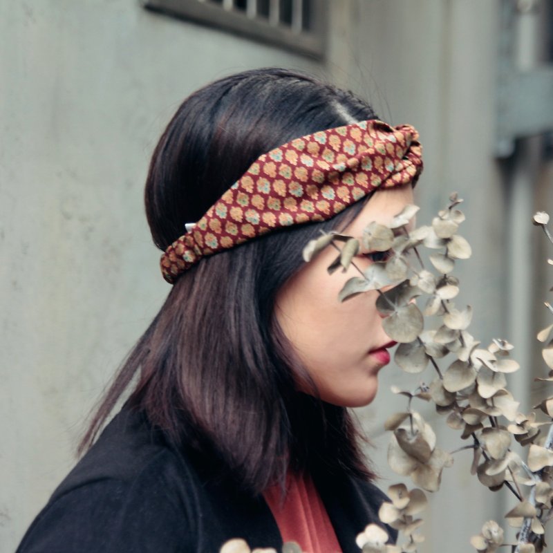 Earl Grey//cotton/Taiwan handmade crisscross elastic hairband - Hair Accessories - Cotton & Hemp Red