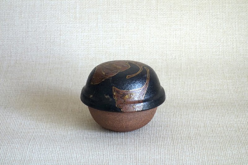 鈴形蓋物 金彩いちょう - 碗 - 陶 黑色