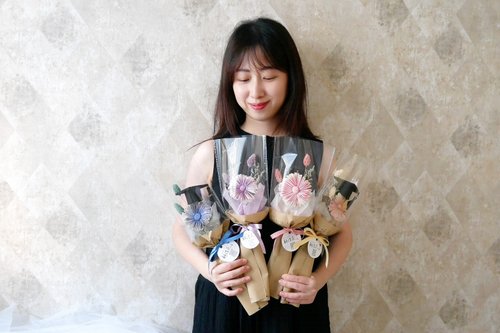 JY.flower 解語花 x 花藝工作室 畢業季限定【單支款索拉向日葵乾燥花束4色】畢業花束