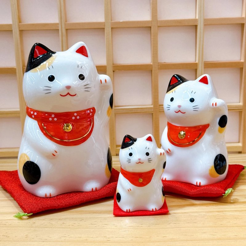 【三毛納福】日本福幸招財貓 三毛 三家族 - 擺飾/家飾品 - 瓷 白色