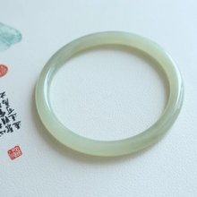 【鑑別書付き】1189和田白玉バングル　和田玉腕輪　ブレスレット 62g 楽天市場】和田玉 バングルの通販