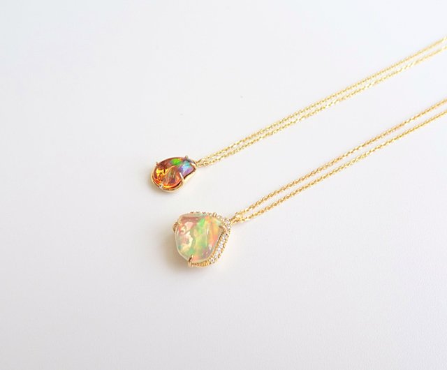 Natural Opal 18K Solid Yellow Gold Adjustable Necklace with Play