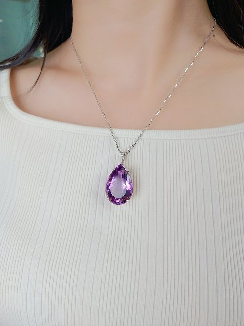 磨樣 Mode Yang 專業翡翠手鐲 紫蝶 | 紫水晶 / 水滴大寶石 | 天然寶石項鍊