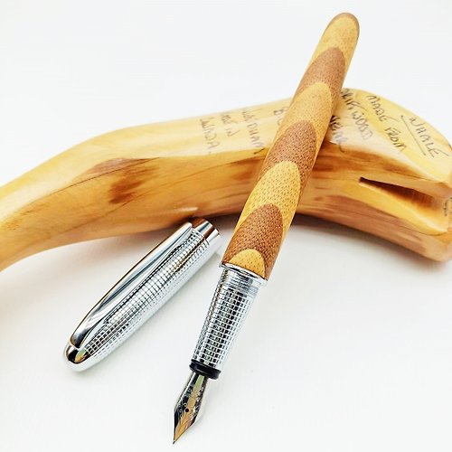 虎之鶴 Tiger Legend 白金 精緻雕刻 天然竹筆 Bamboo 鋼筆 附筆盒 卡式墨水~虎之鶴