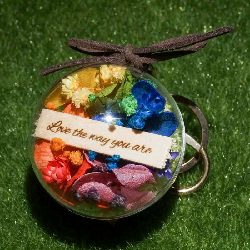 【Graduation Gift】Rainbow Eternal Flower Ball Keychain/Equal Rights Items/Customized Gifts - ที่ห้อยกุญแจ - พืช/ดอกไม้ สึชมพู