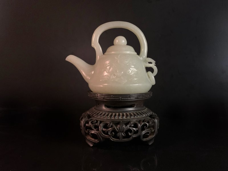 18世紀  青白玉蓮年有魚提壺 - 擺飾/家飾品 - 玉石 