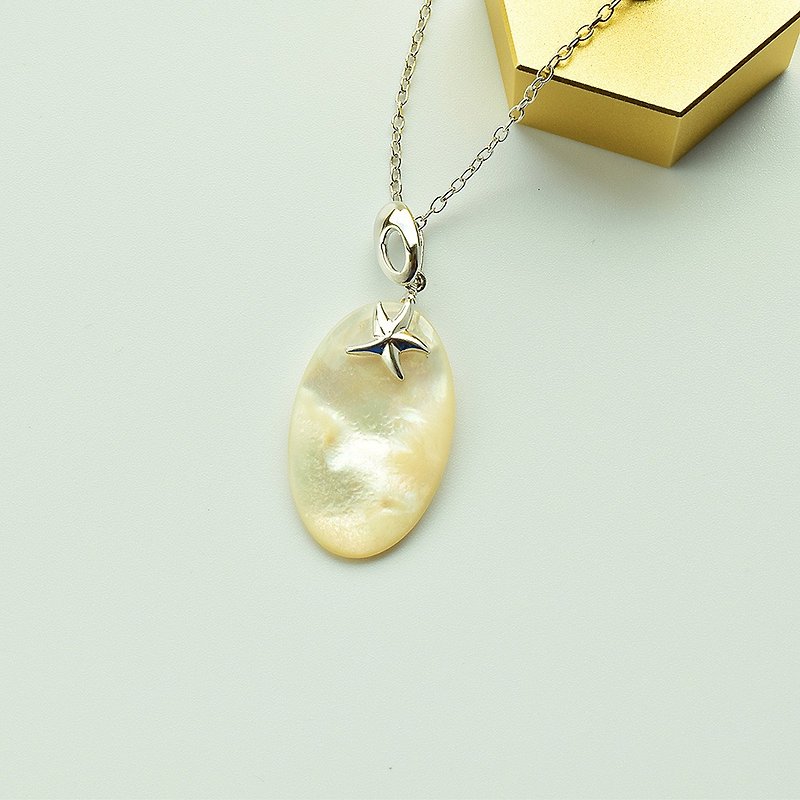 [Natural Mother Shell・925 Sterling Silver] 33mm Mother Shell Pearl Ocean Series Handmade Necklace - สร้อยคอ - เปลือกหอย ขาว