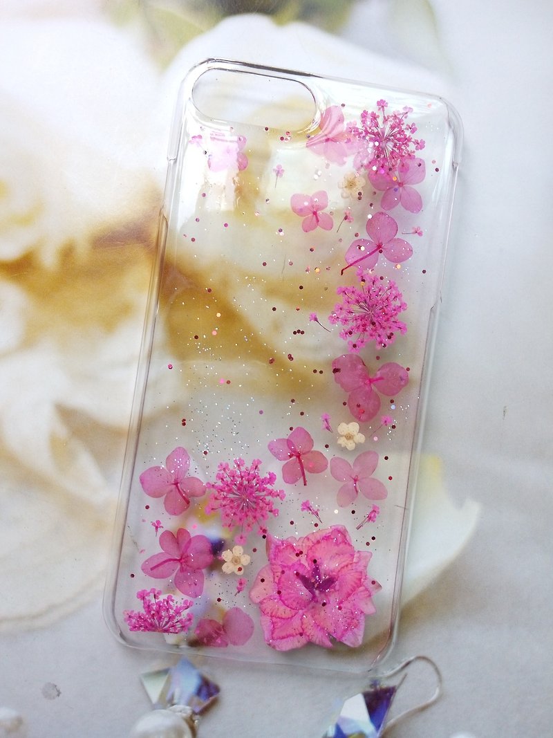 Pressed flowers phone case, Fit for iPhone 7 plus,iPhone 8 plus, Pink color - เคส/ซองมือถือ - อะคริลิค สึชมพู