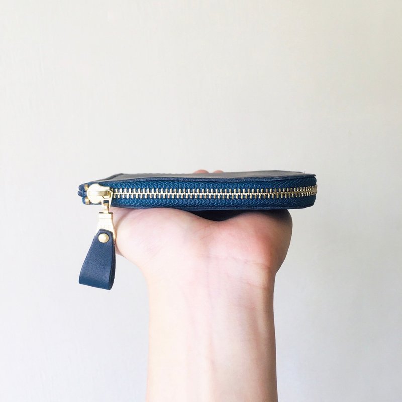 Cash & Card Qing Fu Side Zip Short Wallet - Blue - กระเป๋าสตางค์ - หนังแท้ สีน้ำเงิน