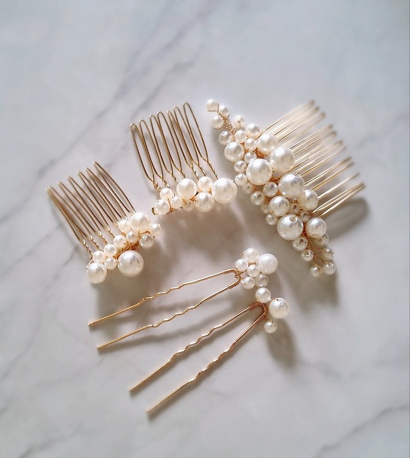 A set of 5 Pearl U-shaped Hair Pins & Hair Combs - เครื่องประดับผม - วัสดุอื่นๆ 